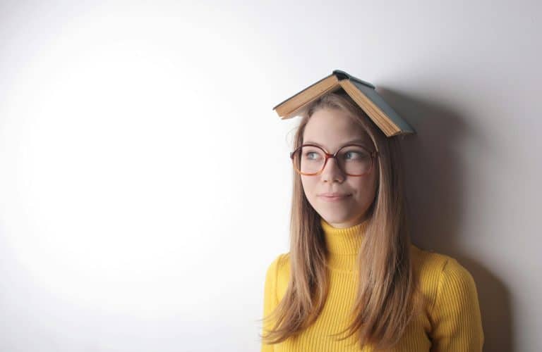 Artificial Intelligence and Personalized Learning Pathways