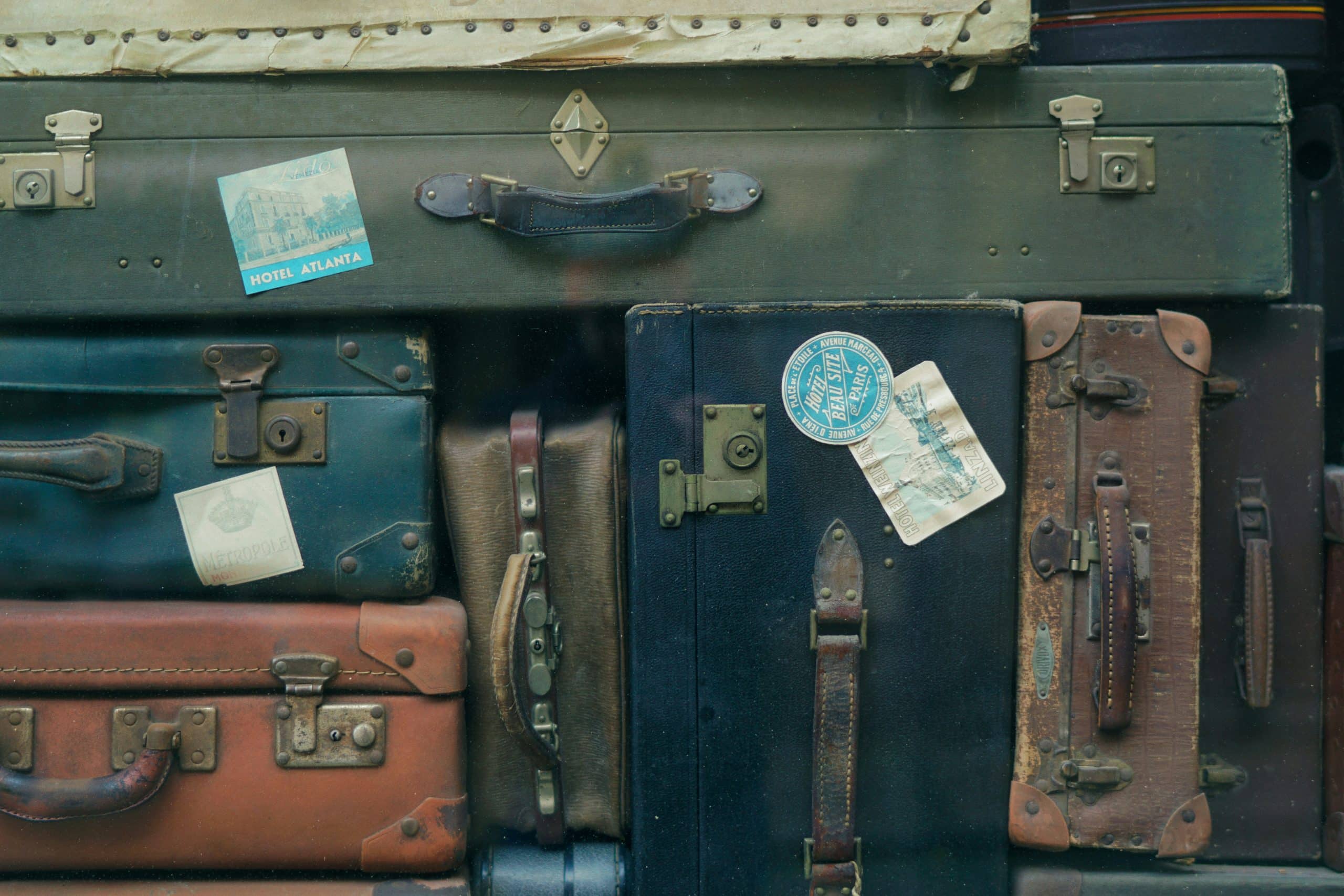 The comprehensive approach to multi-generational travel adventures