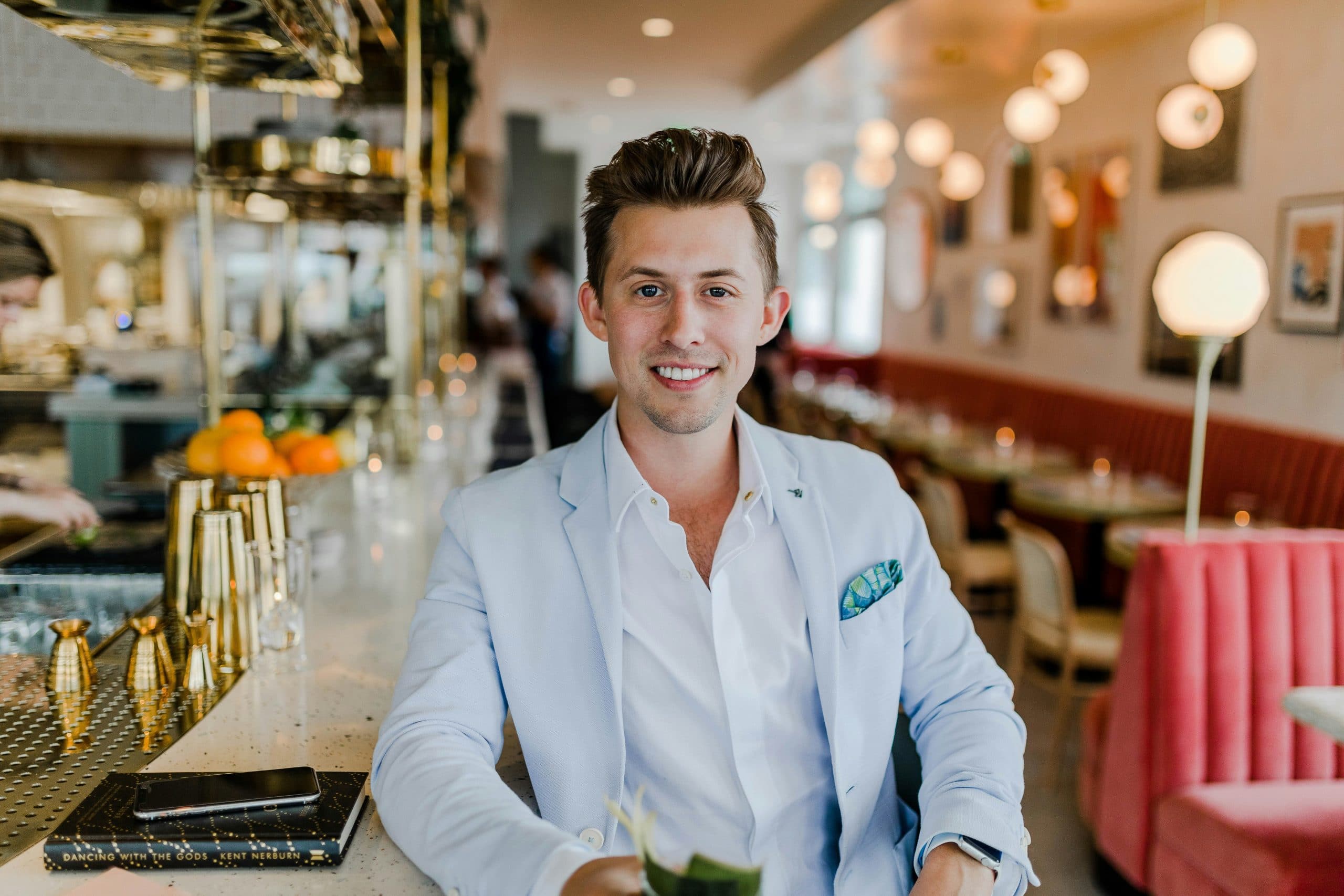Professional Networking in the Digital Transformation Era
